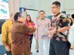 Anugerah pin emas untuk Google